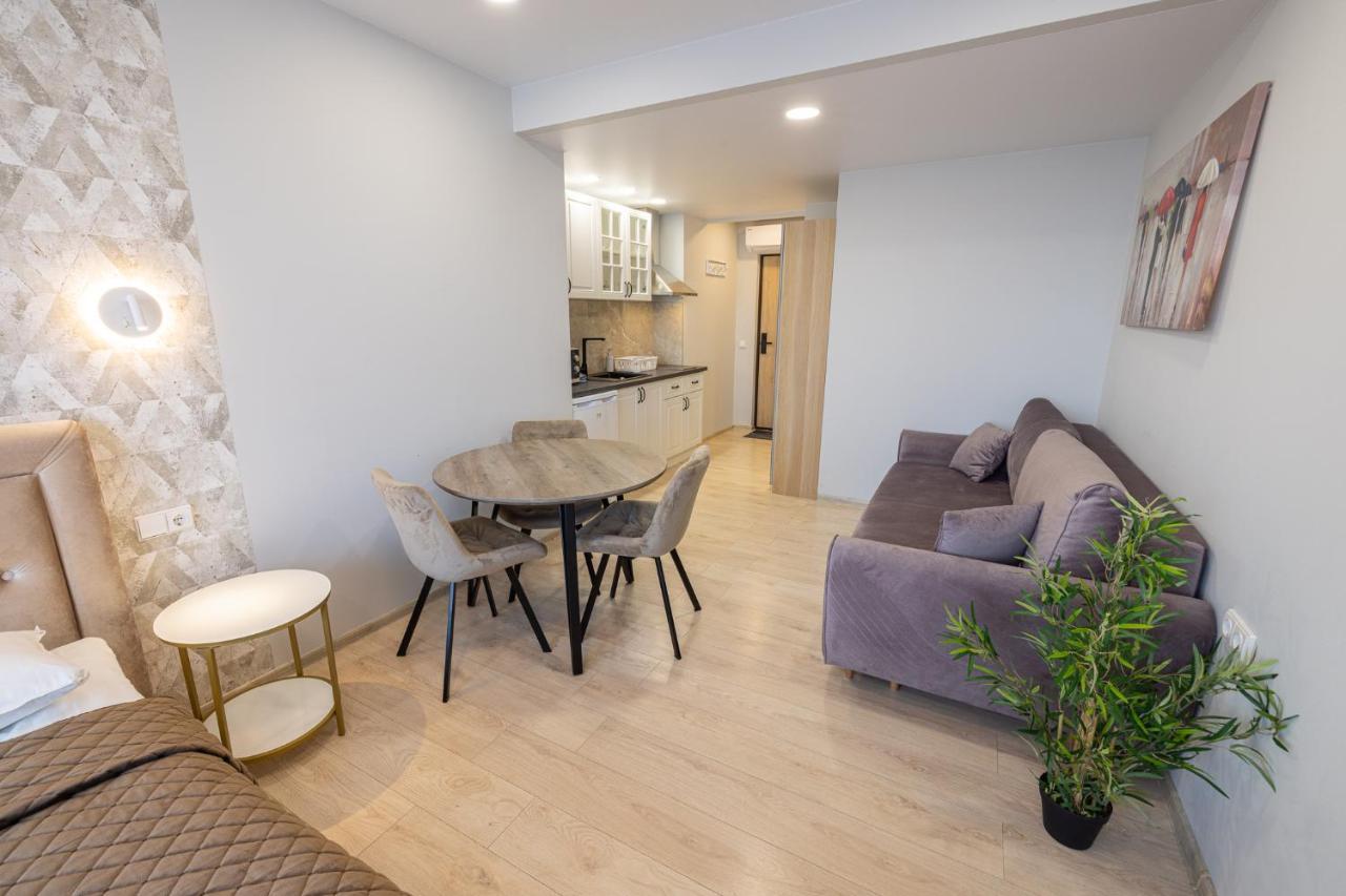 Dharma Stay Apartamentai Telsiai Bagian luar foto