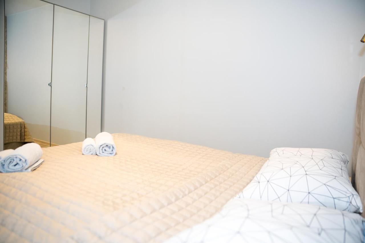 Dharma Stay Apartamentai Telsiai Bagian luar foto